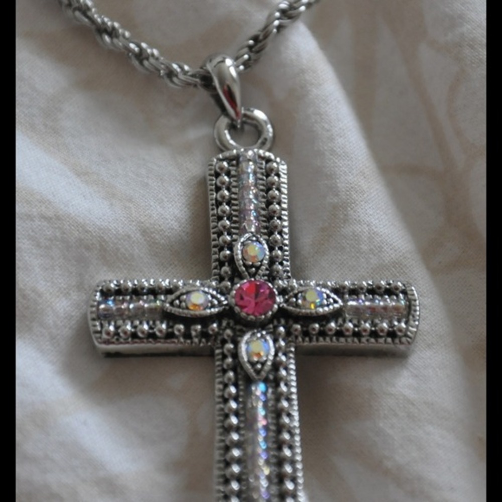 Silver plated cross with pink stone - Picture 5 of 5